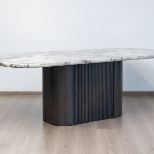 IMPERIAL Dining Table