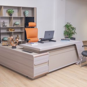 MCA01-2420 – EXECUTIVE DESK