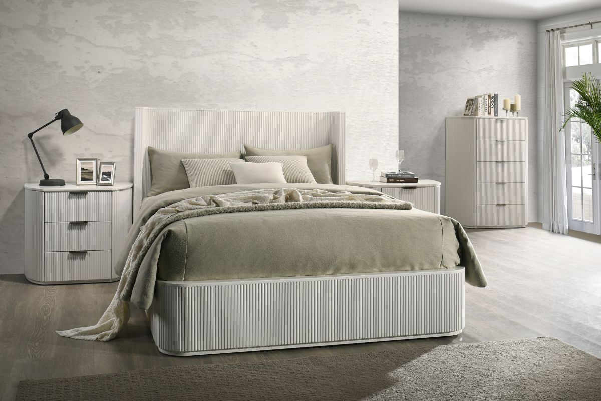 ANDORA King Bed + 2 Nightstands